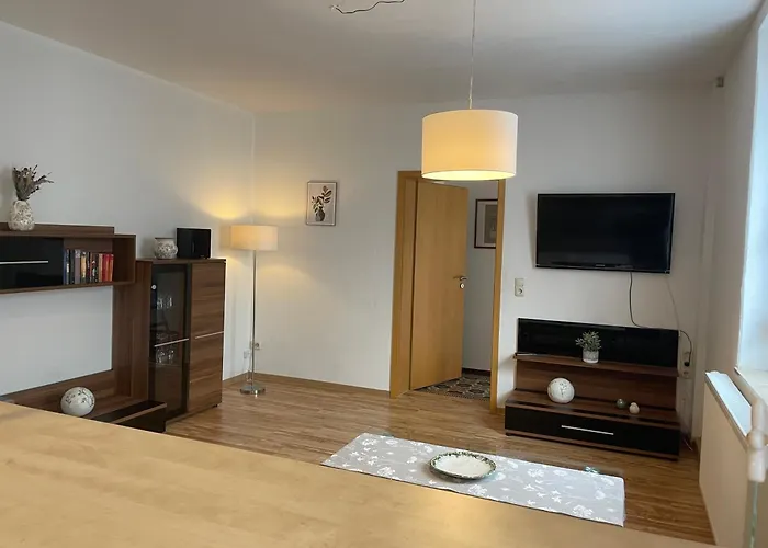 Apartamento Gaestewohnung Zum Stadtwald